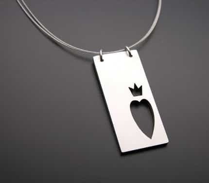 Haz de tu novia la reina de corazones 1 colgante