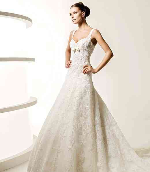avance-la-sposa-2010-modelo-lemona_b