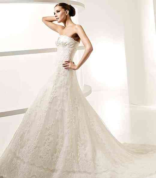 avance-la-sposa-2010-modelo-leticia_b