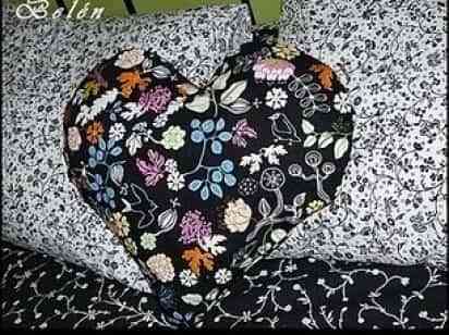 cojin-corazon 412 79212 4889153 38230