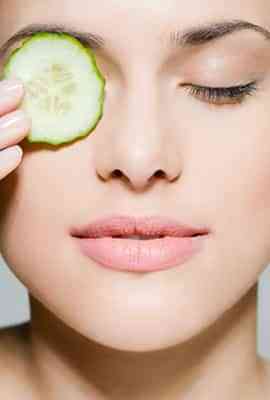 mujer-rodaja-pepino.jpg mujer rodaja pepino
