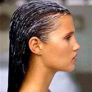 Cómo reparar el cabello dañado 1 mujer