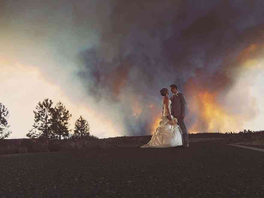 Increíbles fotos de una boda ¡que arde de amor! 1 Fuente: boredpanda.com