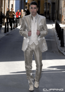 Traje Novio Clipping 4