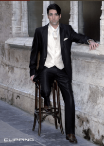 Traje Novio Clipping 7