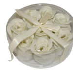 Rosas de jabón como detalle para vuestro enlace 4 Jabones de pétalos de rosa en color blanco