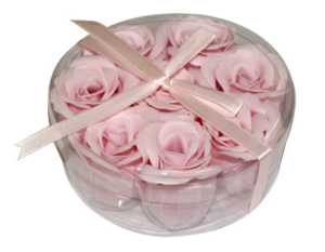 Jabones de pétalos de rosa en color rosa