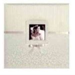 Libro de firmas con cenefas en color blanco brillo