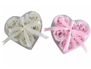 Set de 6 jabones de rosa en caja de corazón