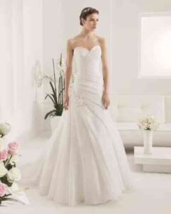 vestidos de novia escote corazón