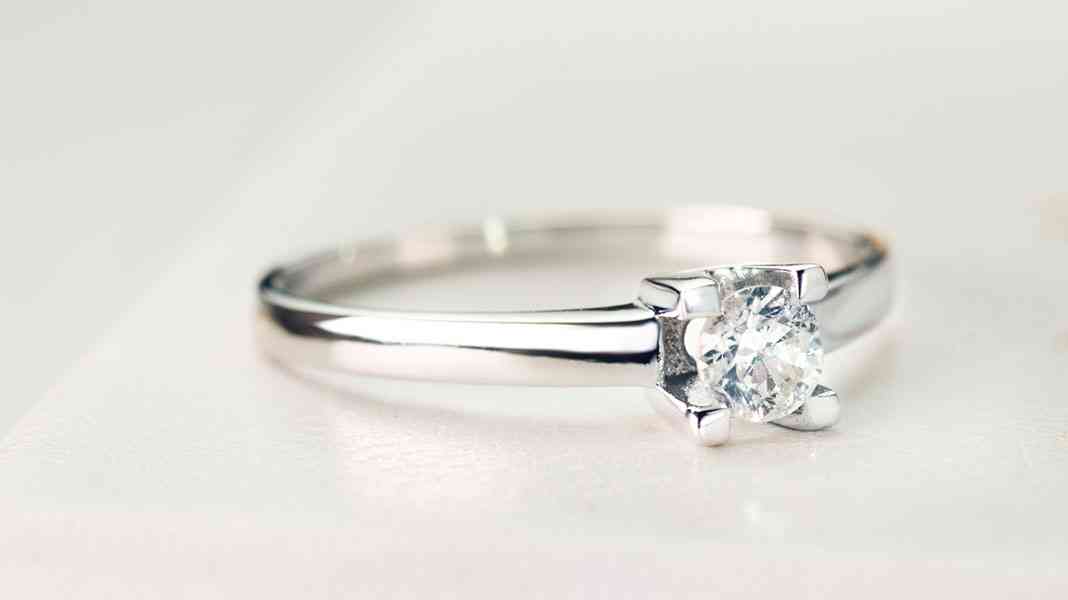 ¿Qué tipos de anillo de compromiso existen?