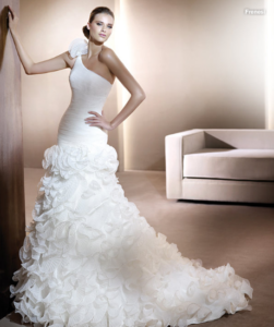 Modelo Frenesí Pronovias 2011