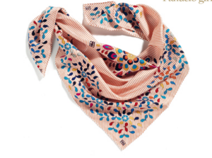 Pañuelo de seda de Gloria Ortiz