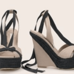 Pura López para verano 2010 1 Sandalias esparto negro y beige