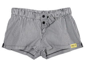 Short de raya blancas y negras