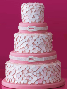 Tarta blanca y rosa con topitos