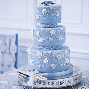 Tarta nupcial azul