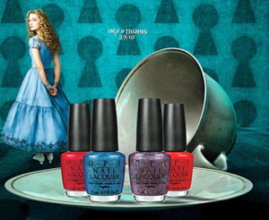 laca de uñas alicia en el país de las maravillas